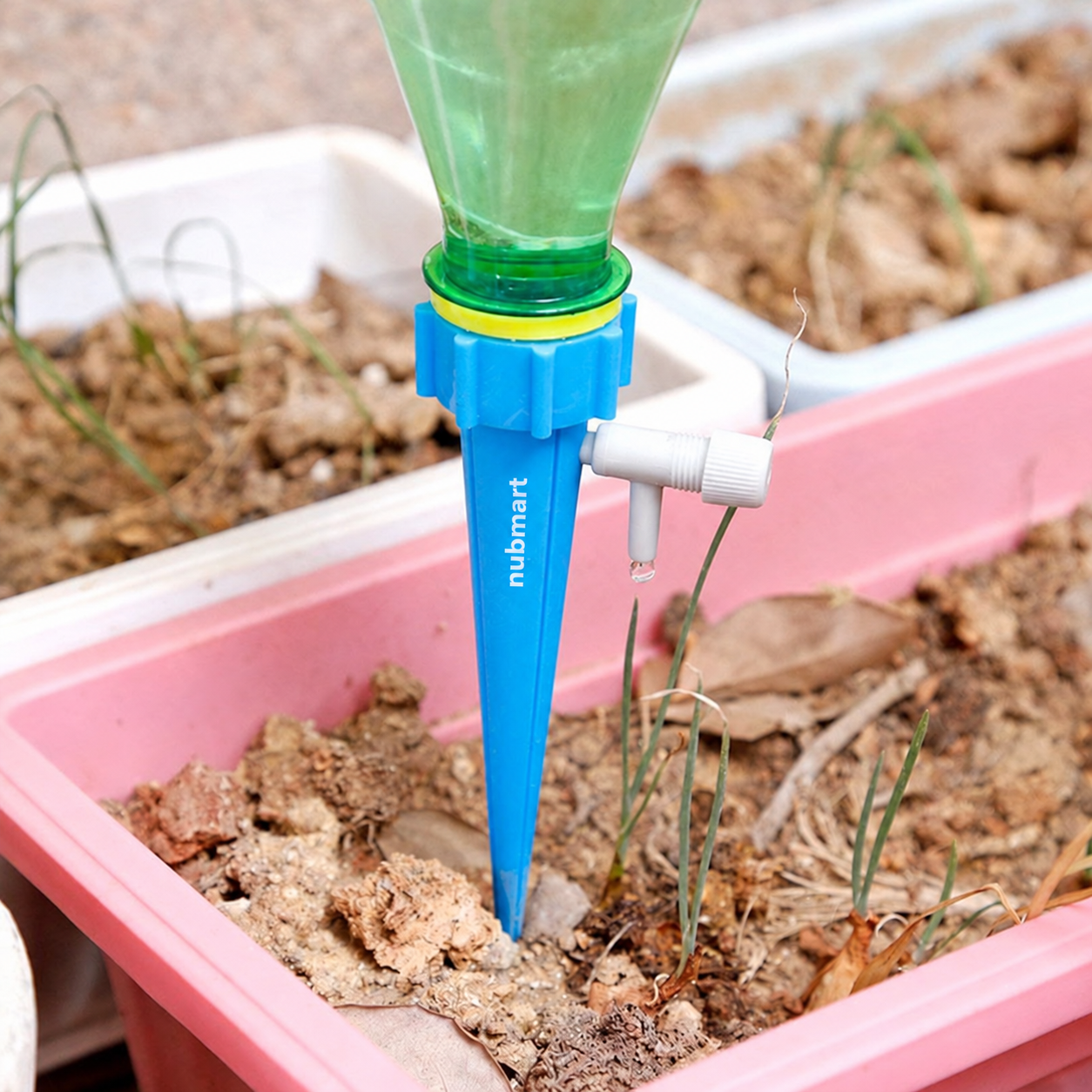 Nubmart Bewässerungskegel mit einstellbarem Ventil, 10er-Set – Produktansicht